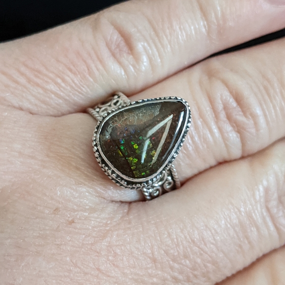 Ammolite .925 Silver, size 9 - Picture 14 of 14